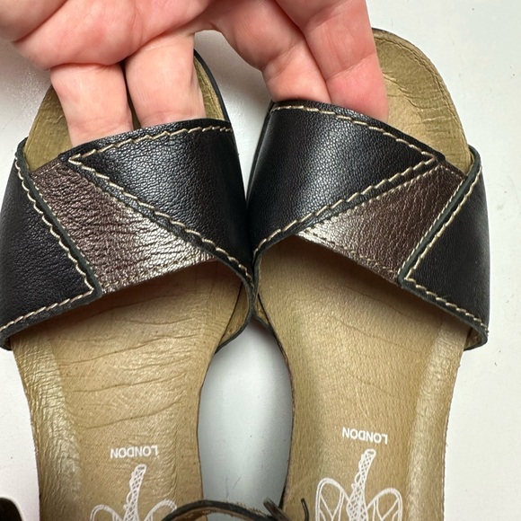 FLY London Imat Leather ColorBlock Metallic/Brown  AnkleStrap Wedge Sandal 7.5-8 - Picture 8 of 16